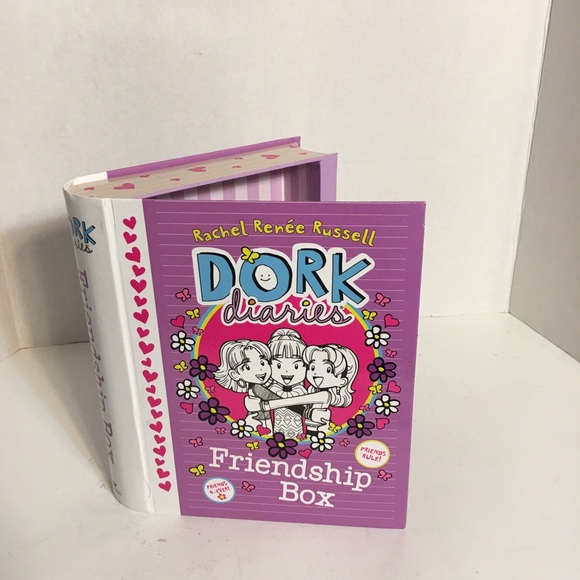 Dork Diaries Hidden Storage Book! - Picture 8 of 9